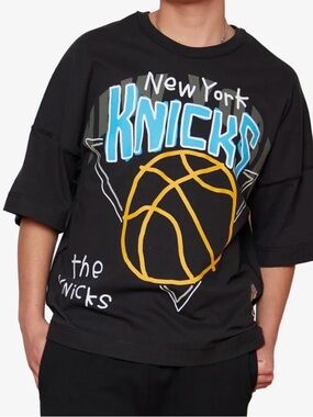 New York Knicks Graphic Tee for Men  - Black/Blue Size XL